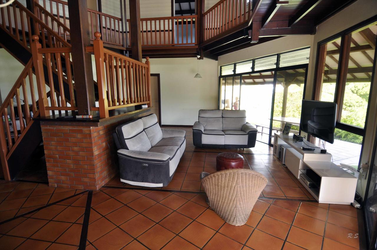 B&B Plage Des Raisiniers Ла-Трините Экстерьер фото
